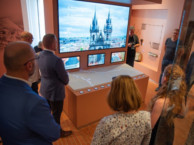 Křest expozice a knihy 7